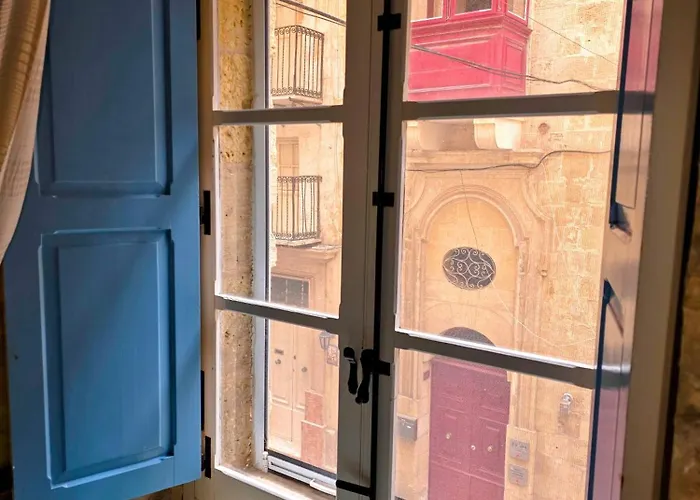 The G-house * Valletta